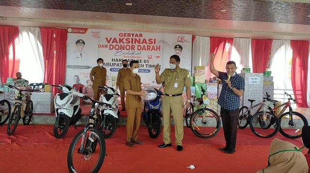 Hari Kedua Gebyar Vaksinasi dan Donor Darah, Bupati Aceh Timur Bagikan Puluhan Hadiah